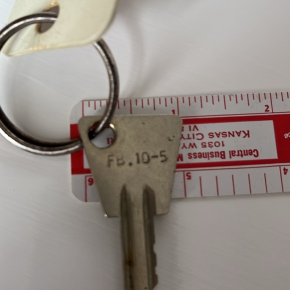 Vintage Norwegian Cruise Line Room Key - Picture 9 of 9